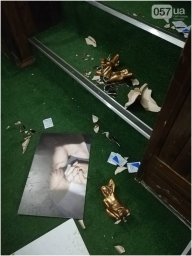 Появились фото погрома, устроенного в офис ЛГБТ сообщества в Харькове