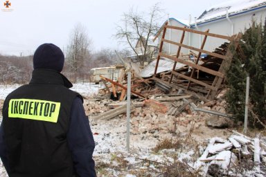 В Хмельницком произошел взрыв в жилом доме. Появилось видео