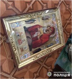 У селищі Братське чоловік вчинив погром у храмі. Поліція веде досудове розслідування