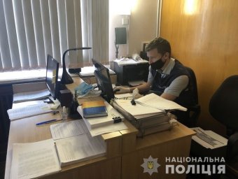 В Николаевском горсовете утром в среду начались обыски