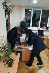 ​СБУ задержала прокурора и инспектора полиции