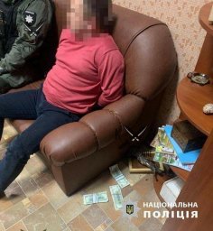 ​В Киеве задержали нотариуса Киевского городского округа на взятке почти 1,2 миллиона гривен