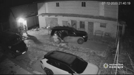 ​В Киевской области главарь ОПГ бросил гранату в копов и открыл стрельбу