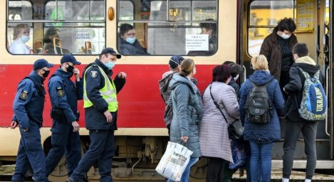 В Киеве пассажиры избили водителя трамвая