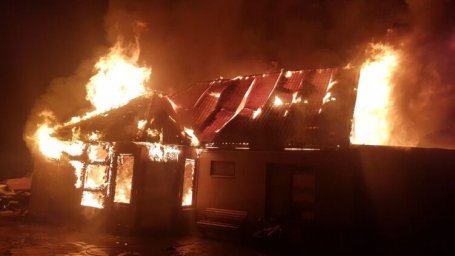 ​Под Одессой сгорел дом из-за новогодней гирлянды