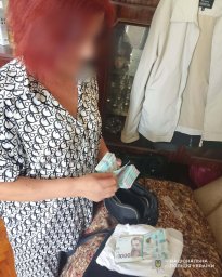 Крадіжка у Теребовлі: львів’янка винесла з будинку понад 200 тисяч гривень