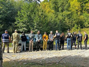 На Закарпатті ухилянти з Дніпропетровщини влаштували перегони з прикордонниками