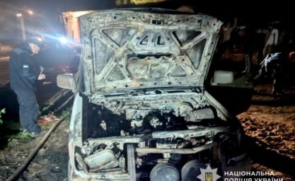 У Дніпрі затримали підпалювача, який знищив три авто українських військових