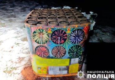 У Полтаві чоловіку повідомили про підозру за запуск феєрверків