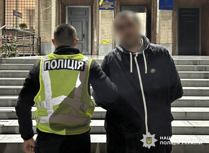 У Кропивницькому затримали підозрюваного у вбивстві та розбої