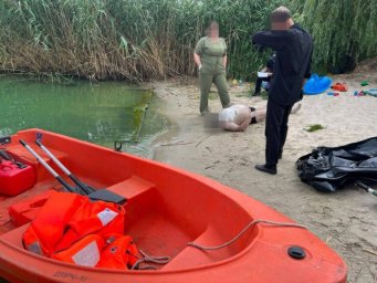 На Дніпропетровщині втопився чоловік — тіло знайшли за 5 метрів від берега