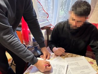 Неякісні спальники на 30 млн — директор підприємства з Кривого Рогу пішов під суд