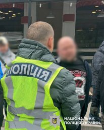 Киянин вимагав $25 тисяч за «влаштування» до спецслужби: поліція затримала афериста Киянин вимагав $25 тисяч за «влаштування» до спецслужби: поліція затримала афериста