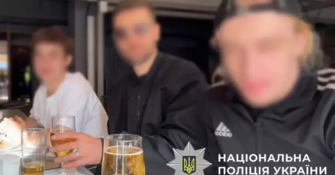 У Києві блогери влаштували п’яний стрім із «зброєю»: поліція затримала п’ятьох
