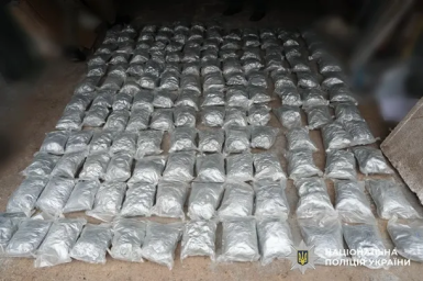 Поліція ліквідувала масштабну наркомережу з обігом понад 95 млн гривень