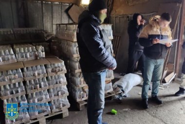 У Дніпропетровській області ліквідували схему незаконного збуту алкоголю
