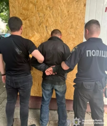 У Львові судитимуть чоловіка за торгівлю боєприпасами