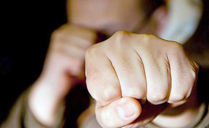 У Кропивницькому чоловік під дією наркотиків побився біля «МакДональдса»