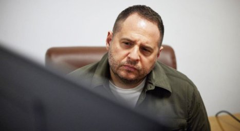 Шахраї видавали себе за «родича» Єрмака та вимагали $100 000 за посаду Шахраї видавали себе за «родича» Єрмака та вимагали $100 000 за посаду