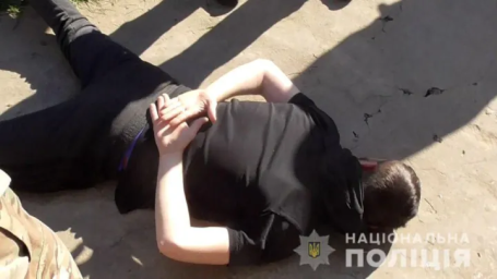 У Львові п’яний водій побив дівчину-патрульну: йому загрожує тюрма