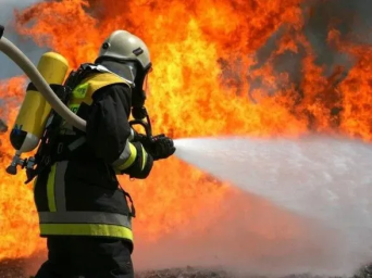 У Львові врятували 71-річну жінку з пожежі