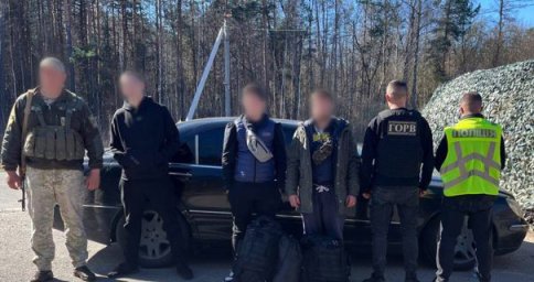На Житомирщині повідомили про підозру жителю Полтави, який допомагав ухилянтам