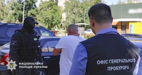 У Києві затримали ділка, який за 35 тисяч доларів обіцяв оформити відстрочку від служби
