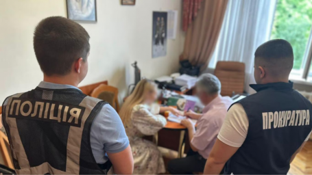 У Львові судитимуть проректора й начальника відділу держзакупівель університету, які через завищення цін на техніку завдали збитків державі на понад 2,3 млн грн.
