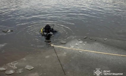 На Чернігівщині тривають пошуки дідуся та 7-річного онука, які зникли на річці Снов