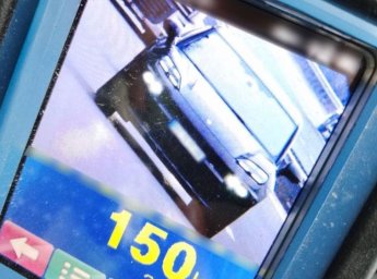 На Тернопільщині водій Porsche отримав 1700 грн штрафу за швидкість 150 км/год