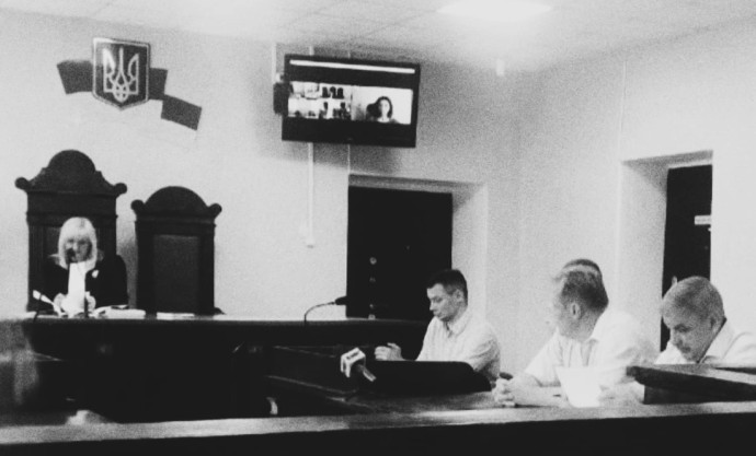 Родини загиблих програмістів у Бречі звинувачують підозрюваних у затягуванні суду