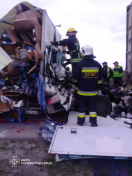 Поблизу Кропивницького внаслідок зіткнення вантажівок загинув 33-річний чоловік