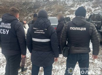 На Сумщині затримали працівницю ТЦК за хабар за ухилення від мобілізації