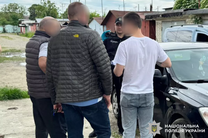 На Львівщині пенсіонерів судитимуть за продаж наркотиків зі свого будинку