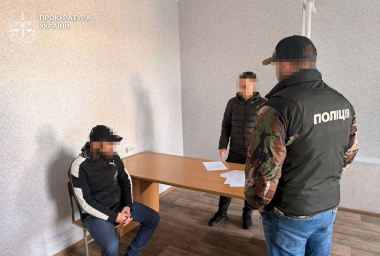 У в’язниці організував кілерів: на Вінниччині викрили групу, що планувала вбивство У в’язниці організував кілерів: на Вінниччині викрили групу, що планувала вбивство